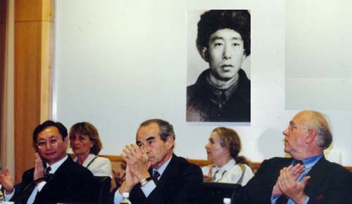 LIU quing, Robert Badinter et Bertrand Favreau